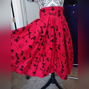 Deadly dames fetish skirt